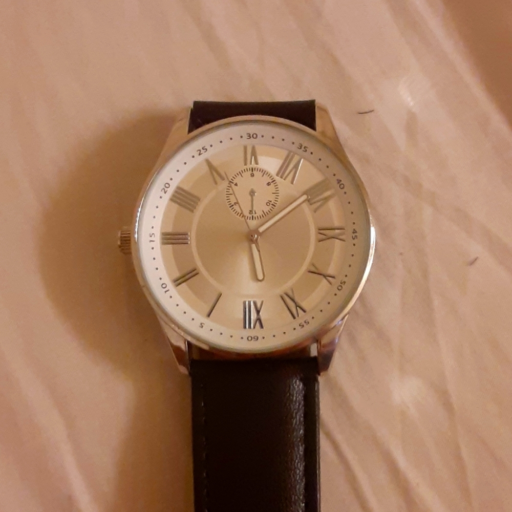 Stainless Steel Base Metal Bezel 1612 Watch